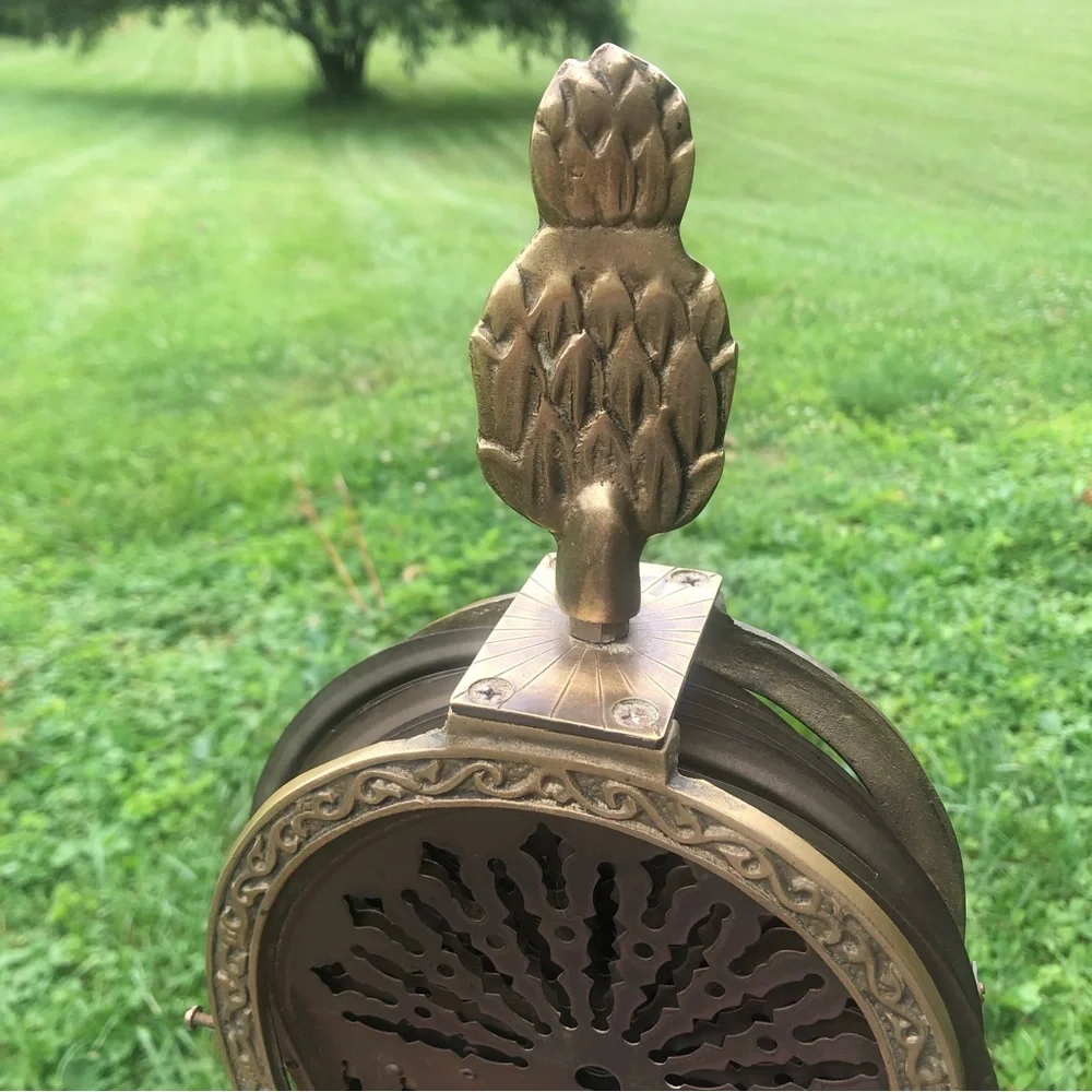 Vintage MCM Brass Fireplace Screen Pineapple - Picture 15 of 16